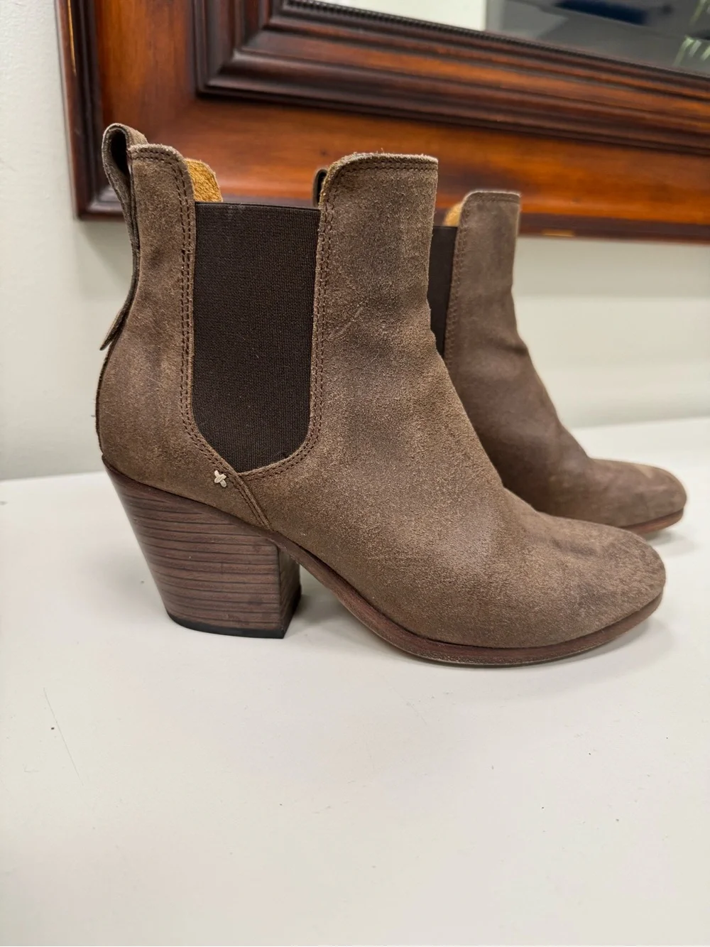 Rag & Bone - Women's Brown Suede Ankle Boots - Classic Chelsea Heel